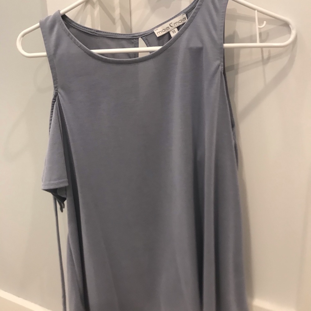 Francesca’s - Cold shoulder Top